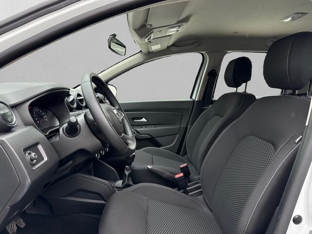 Dacia DUSTER 1.0 TCe Essential CRUISE / AIRCO / BLUETOOTH / SLECHTS 26.659 KM