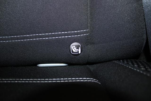 Dacia DUSTER 1.2 TCe 4x4 Prestige Airco, Cruise Control, Trekhaak, Stuurbekrachtiging, Rondomzicht Camera