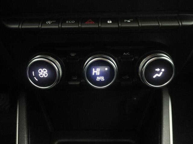 Dacia DUSTER TCe 130 Prestige | Medianav incl. Android Auto & Apple CarPlay | Dacia handsfree card | Elektronisch geregelde airconditioning | Reservewiel | Metaalkleur |