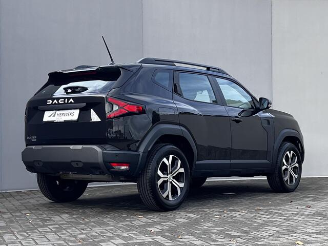 Dacia DUSTER 1.6 Hybrid 140 Expression Automaat / Dealer onderhouden / Pack Winter / Stuur- en stoelverwarming / Navigatie via Apple Carplay Android / Achteruitrijcamera / 17" LM wielen /