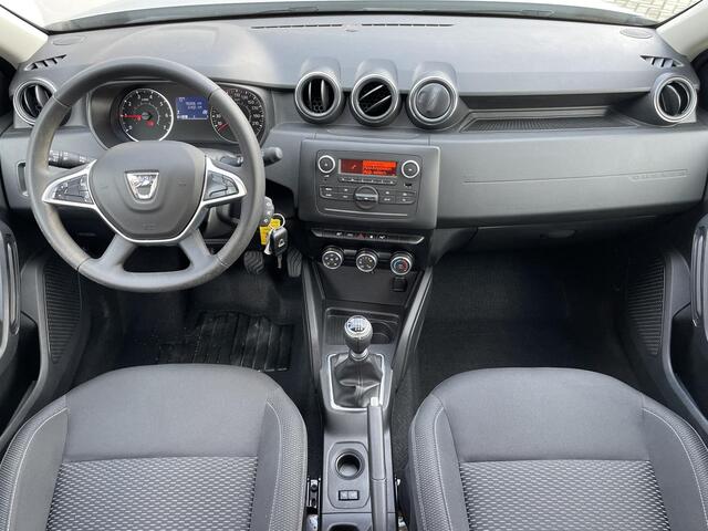 Dacia DUSTER 1.0 TCe Comfort / Trekhaak (1500KG)/ Stoelverwarming / Cruise Control / Bluetooth / Parkeersensoren Achter / Airco /