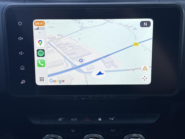 Dacia DUSTER 1.0 TCe Prestige / Trekhaak / Achteruitrijcamera / Stoelverwarming / Navigatie / Apple Carplay & Android Auto / Dode Hoek Detectie / Climate Control / Cruise Control /