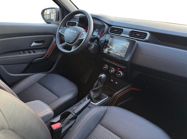 Dacia DUSTER 1.3 TCe 150 Extreme I Automaat I Trekhaak I Half-leder