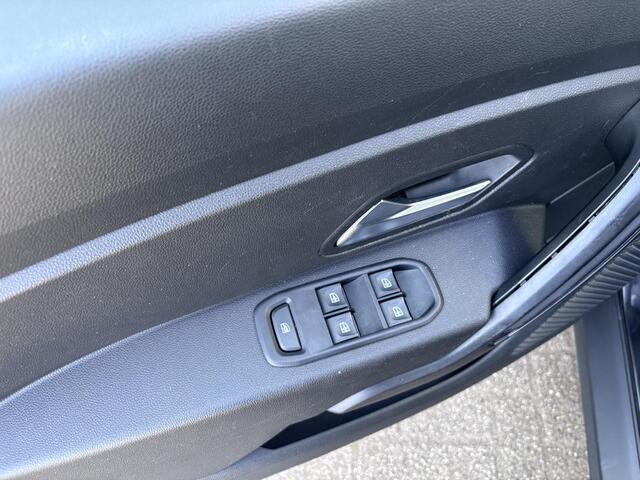 Dacia DUSTER 1.0 TCe Bi-Fuel Comfort | Trekhaak | Cruise Control | Airco | BT-Telefoonfunctie | Lichtmetaal |