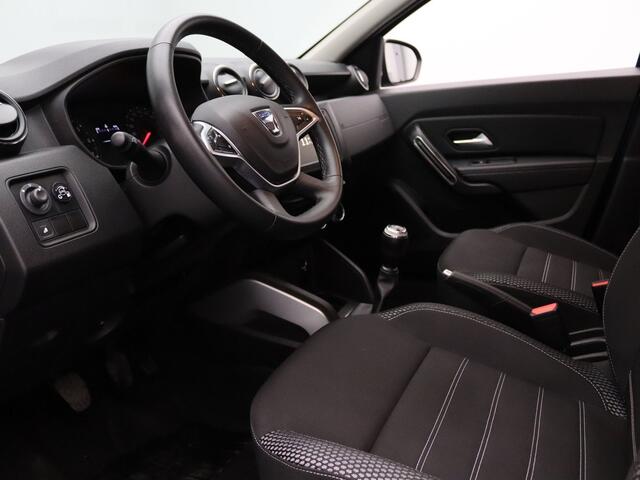 Dacia DUSTER 100pk TCe Bi-Fuel Prestige 360° Camera | Cruise | Navi | Parkeersens. v+a | Trekhaak
