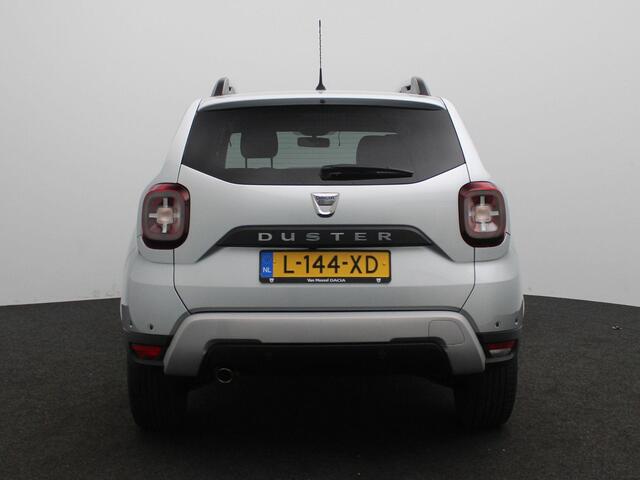 Dacia DUSTER TCe 90 Prestige | Airco | Medianav | Lichtmetalen velgen | Metaalkleur | Parkeersensoren achter met achteruitrijcamera | Privacy glass |