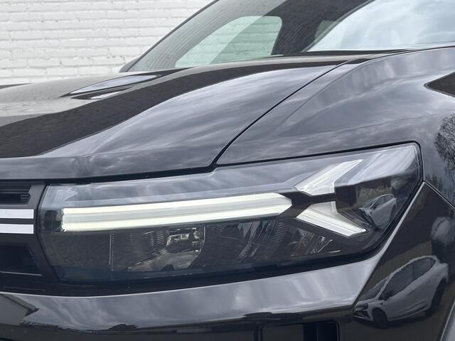 Dacia DUSTER 1.2 TCe 130 mild hybrid Journey / Demo / 360 Camera / PDC Voor + Achter / Apple Carplay & Android Auto / Keyless / NAP / DAB /