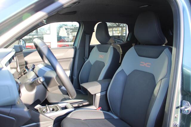 Dacia DUSTER 1.5 Hybrid Extreme | Navigatie Pakket | Achteruitrij camera | Climate control