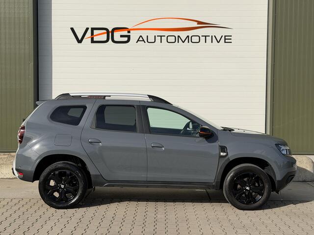 Dacia DUSTER 1.3 TCe 150 Journey / Navi / Trekhaak / 360 Camera / Clima / Keyless / Carplay / 17" Lm Velgen / Stoelverwarming