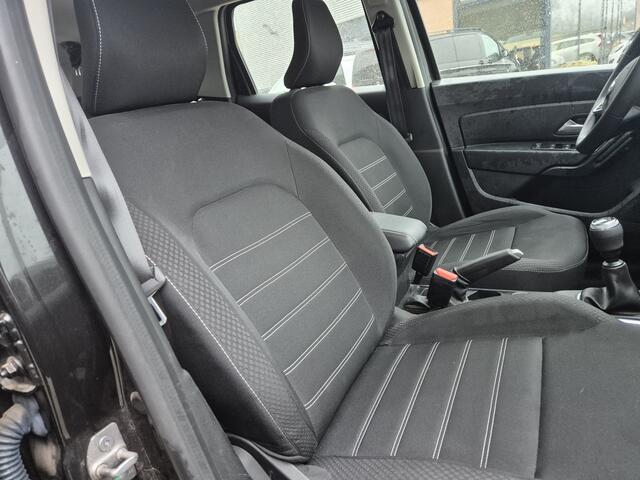 Dacia DUSTER 1.3 TCe 4x4 150pk Comfort awd EXPORT PRIJS 15000,-