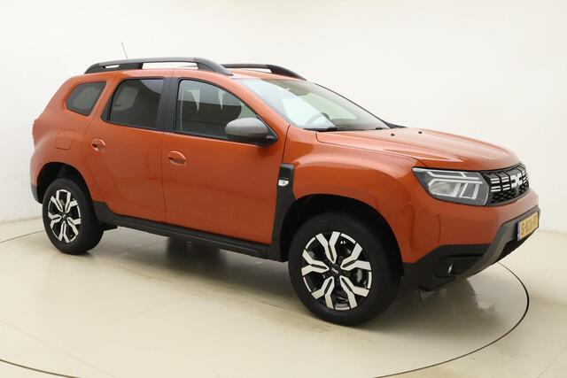 Dacia DUSTER 1.3 TCe 150 Journey Automaat | Navigatie | Camera | Keyless | Dakrails | Weinig kilometers | Hoge instap | Lichtmetalen velgen