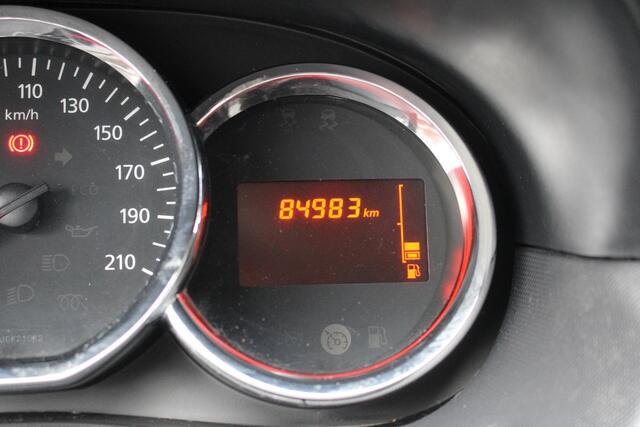 Dacia DUSTER 1.2 TCe 4x2 Blackshadow | Achteruitrijcamera | Stoelverwarming | Airco