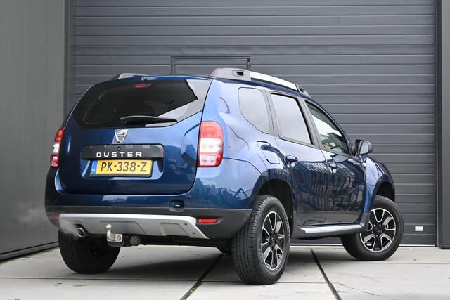 Dacia DUSTER TCe 130 4x2 Blackshadow | TREKHAAK | CAMERA | STOELVERWARMING | NAVI | LEDER | CRUISE CONTROL | AIRCO | PDC | LMV