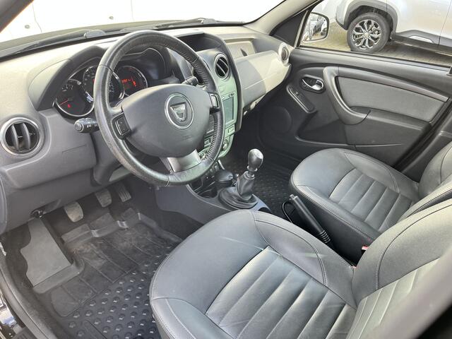 Dacia DUSTER 1.2 TCe 4x2 Prestige NL Auto Trekhaak 1500KG Treklast 4Season Navi Airco Cruise