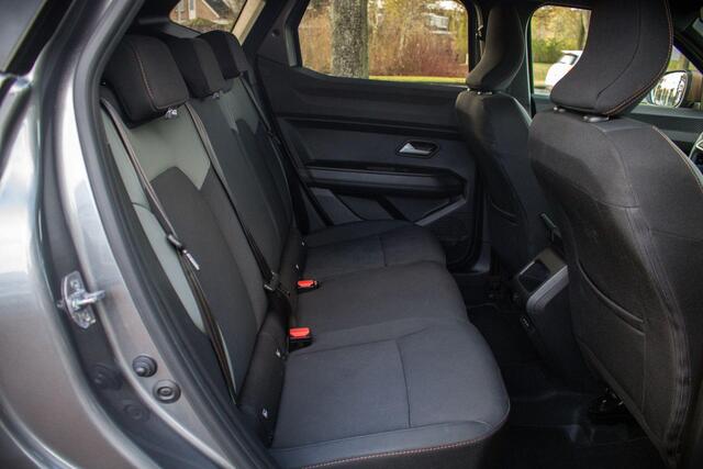 Dacia DUSTER extreme hybrid 140 I Automaat I Navigatie