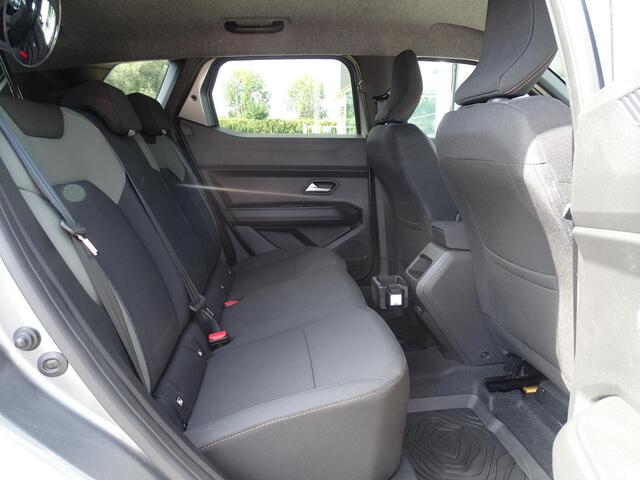 Dacia DUSTER 1.6 Hybrid 140 Extreme | 360° Camera | Navigatie | Apple CarPlay / Android Auto | Climate Control |