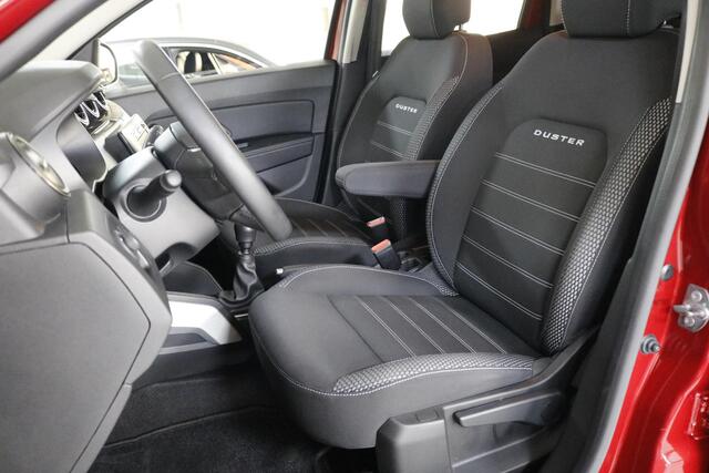 Dacia DUSTER 1.3 TCe Prestige All-seasons | Airco | Cruise | DAB | Camera | Trekhaak.