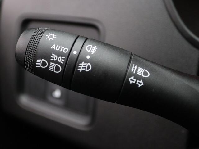 Dacia DUSTER 1.3 TCe 130 Extreme Climate | Cruise | Navig | parkeersensor. v+a