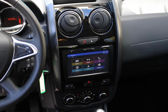 Dacia DUSTER 1.2 TCe 4x2 Blackshadow | Trekhaak | Achteruitrijcamera