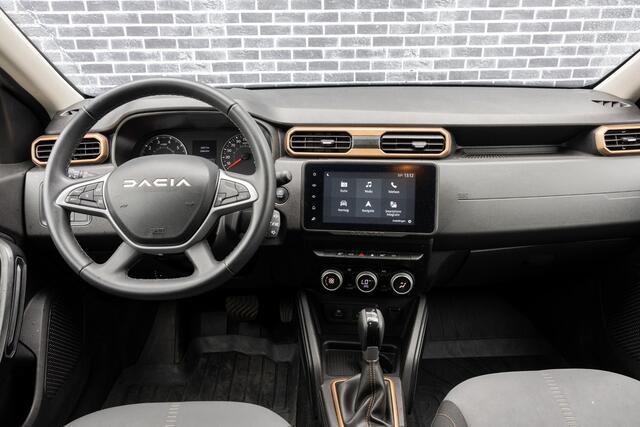 Dacia DUSTER 1.3 TCe 150 EDC Extreme | Trekhaak | 360 Graden Camera | Stoelverwarming | Climate Control | Keyless Entry | LED Koplampen | Lichtmetalen Velgen 17 inch | Navigatie | Apple Carplay | Android Auto