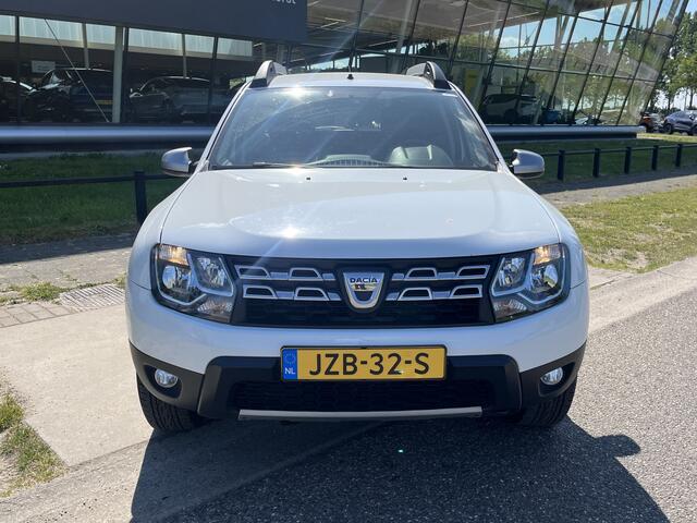 Dacia DUSTER 1.2 TCe 4x2 Prestige 126PK / Airco / Cruise / 2e Pinksterdag open 09.30 - 17.00 uur