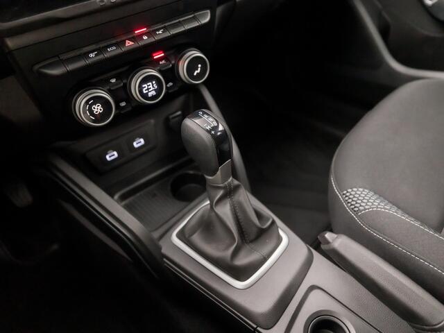Dacia DUSTER 1.3 TCe 150 Journey 150Pk Automaat (APPLE CARPLAY, GROOT NAVI, CLIMATE, CAMERA, SPORTSTOELEN, TREKHAAK, GETINT GLAS, CRUISE, NIEUWSTAAT)