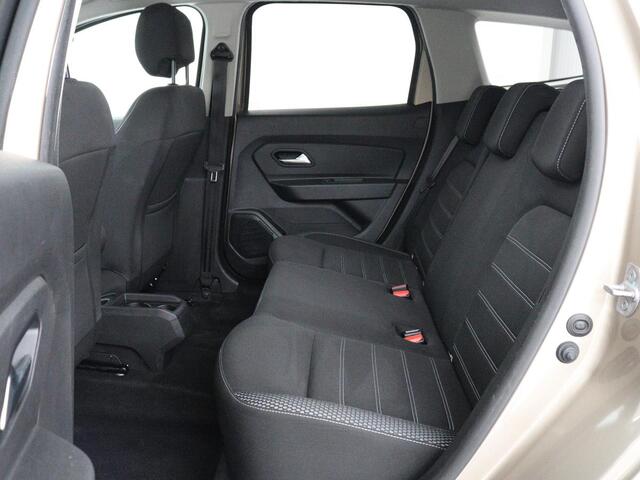 Dacia DUSTER 1.3 TCe Prestige | 360 Camera | Trekhaak | Carplay | Navigatie | Climate control | Dodehoek detectie | Parkeerhulp | Cruise control | Bluetooth | Origineel NL