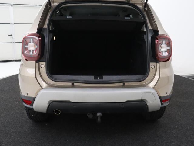 Dacia DUSTER 1.3 TCe Prestige | 360 Camera | Trekhaak | Carplay | Navigatie | Climate control | Dodehoek detectie | Parkeerhulp | Cruise control | Bluetooth | Origineel NL