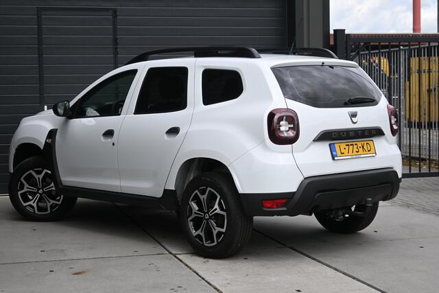 Dacia DUSTER TCe 100 BI-FUEL Essential | TREKHAAK | AIRCO | DEALER ONDERHOUDEN | LMV