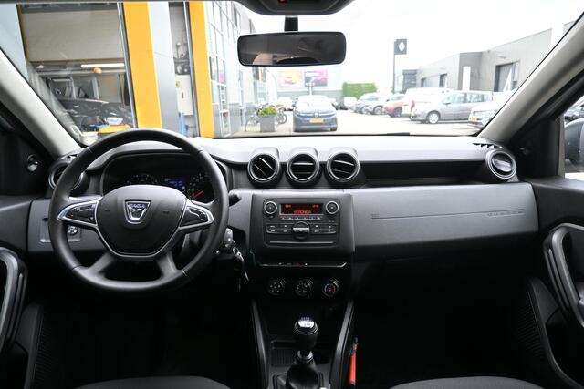 Dacia DUSTER TCe 100 BI-FUEL Essential | TREKHAAK | AIRCO | DEALER ONDERHOUDEN | LMV