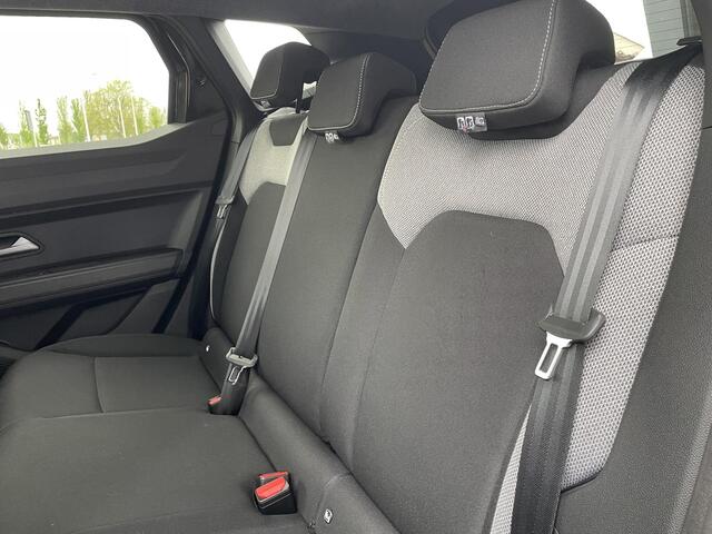 Dacia DUSTER 1.8 Hybrid 155 Limited Edition AUTOMAAT | CAMERA | DODEHOEKSENSOREN | STOEL + STUUR VERW. | VOORUITVERW.
