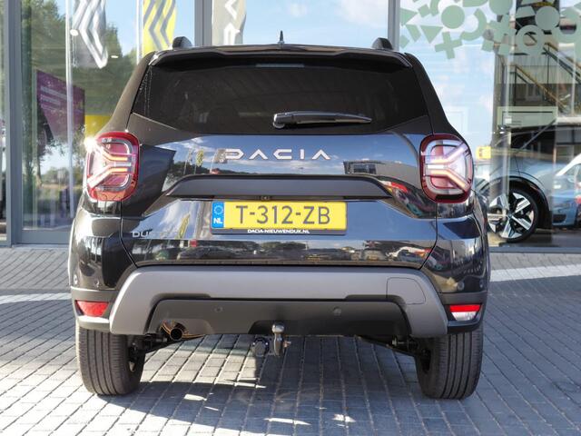 Dacia DUSTER 1.3 TCe 150 Extreme | AUTOMAAT | TREKHAAK | 1200KG TREKGEWICHT | CLIMATE | CARPLAY | PDC+CAMERA | 1E EIGENAAR | ZEER COMPLEET |