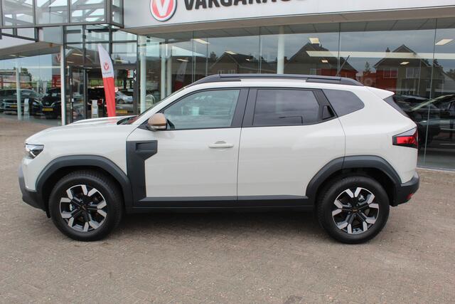 Dacia DUSTER 1.2-130pk TCe Mild-Hybrid Extreme. Stoere SUV ! Slechts 16.000km ! Autm. airco, LED verl., 360gr. camera, parkeersensoren v+a, stoelverw., cruise control, dodehoek ass., telefoonvoorb., navigatie by Apple carplay / Android auto etc.