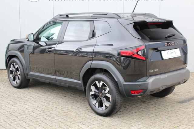 Dacia DUSTER 1.2-130pk TCe Mild-Hybrid Extreme. Stoere SUV ! Slechts 17.000km ! Trekgewicht 1.500kg ! Autm. airco, LED verl., 360gr. camera, pdc v+a, stoelverw., cruise control, dodehoek ass., telefoonvoorb., navigatie by Apple carplay / Android auto etc.