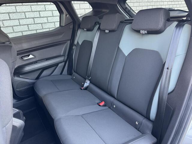 Dacia DUSTER 1.2 TCe 130 mild hybrid Extreme | Trekhaak | 360° Camera | Navigatie | Climate Control |