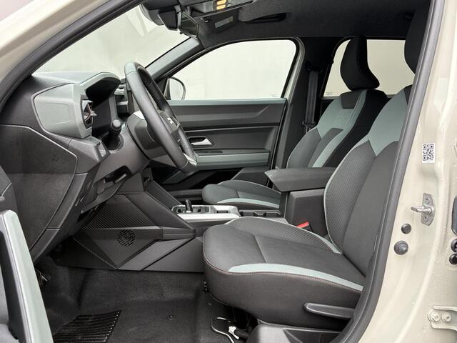 Dacia DUSTER 1.6 Hybrid 140 Extreme / Techno Pakket / Pack Winter / Pack Assist / Apple Carplay/Android Auto / achteruitrijcamera / cruise control /