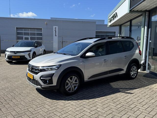 Dacia Jogger 1.0 TCe Comfort 7p. AIRCO / 7-ZITTER / 1E EIGENAAR / CRUISE CONTROL / PARKEERSENSOREN ACHTER / APPLE & ANDROID CARPLAY