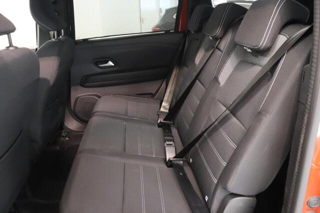 Dacia Jogger 1.0 TCe Comfort 5p. | Camera | Trekhaak | Airco | Navigatie | AppleCarplay AndroidAuto |
