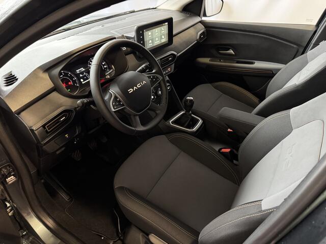 Dacia Jogger 1.0 TCE 110PK EXTREME 7P CARPLAY NAVI PDC CAMERA LED STOELVERW. 07/2024 7 PERSOONS 7PER