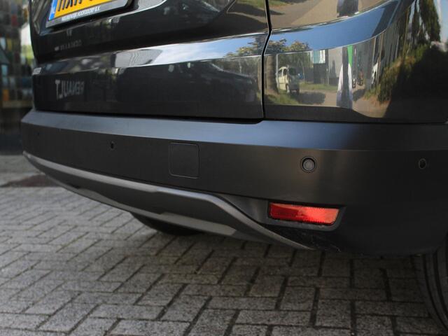 Dacia Jogger TCe 110 Extreme 7p. / NAVI / CAMERA / CRUISE / CLIMATE / BLINDSPOT / KEYLESS / PDC V+A / ARMSTEUN / APPLE CARPLAY / ANDROID AUTO / PRIVACY GLASS / 16''