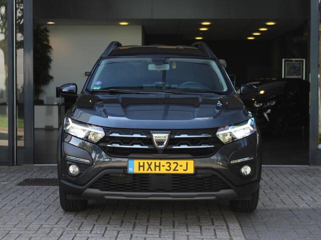 Dacia Jogger TCe 110 Extreme 7p. / NAVI / CAMERA / CRUISE / CLIMATE / BLINDSPOT / KEYLESS / PDC V+A / ARMSTEUN / APPLE CARPLAY / ANDROID AUTO / PRIVACY GLASS / 16''