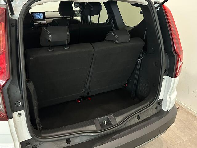 Dacia Jogger 1.0 TCe 110 Extreme 7p. | 7-persoons | Navigatie | Dodehoekdetectie | Parkeersensoren voor, achter en achteruitrijcamera | Apple Carplay/Android Auto