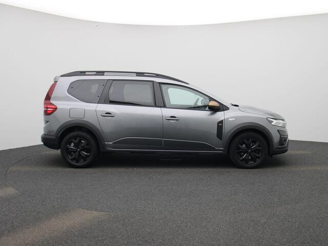 Dacia Jogger 1.0 TCe 110Pk Extreme 7p. Climate Control | Cruise Control | Achteruitrijcamera | Apple/Android Carplay | 7 Zitplaatsen |