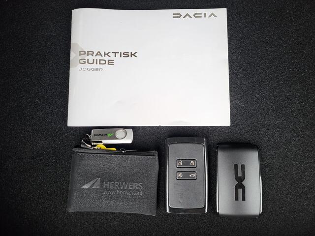 Dacia Jogger 1.6 Hybrid 140 Expression 7p. Automaat / 7- persoons / Pack Assist / Achteruitrijcamera / Verwarmde voorstoelen / Automatische airco