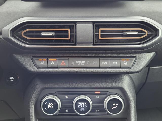 Dacia Jogger 1.6 Hybrid 140 Extreme 7p. Automaat / 7- persoons / Pack Assist / Achteruitrijcamera / Verwarmde voorstoelen / Automatische airco