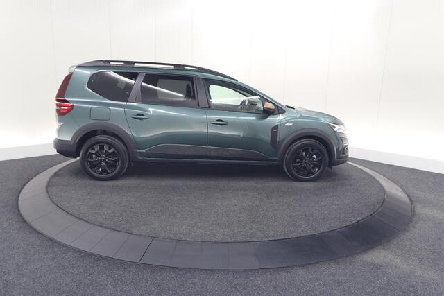 Dacia Jogger TCe 110 Extreme | 7 Zitplaatsen | Camera | Dodehoekdetectie | Stoelverwarming | Apple Carplay