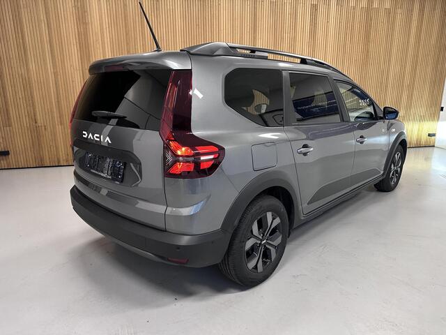 Dacia Jogger 1.6 Hybrid 140 Expression 7p.