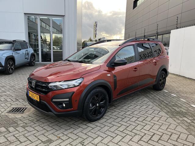 Dacia Jogger 1.0 TCe Bi-Fuel Extreme 5p. / CAMERA / PARKEERSENSOREN VOOR EN ACHTER / TREKHAAK / APPLE CARPLAY / ANDROID AUTO / DEALER ONDERHOUDEN