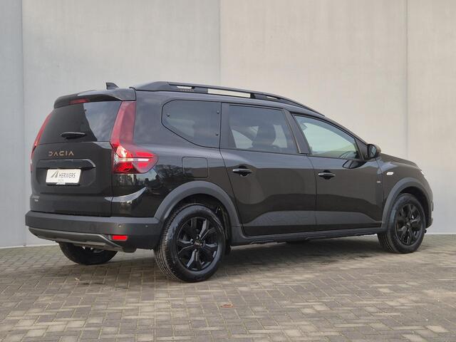 Dacia Jogger 1.6 hybrid 140 extreme 7p. Automaat / 7 Persoons / Fabrieksgarantie tot 06-2028<100.000 / Stoelverwarming / Navigatie via Apple Carplay of Android Auto / Achteruitrijcamera / Keyless Entry/Start / Climate control /