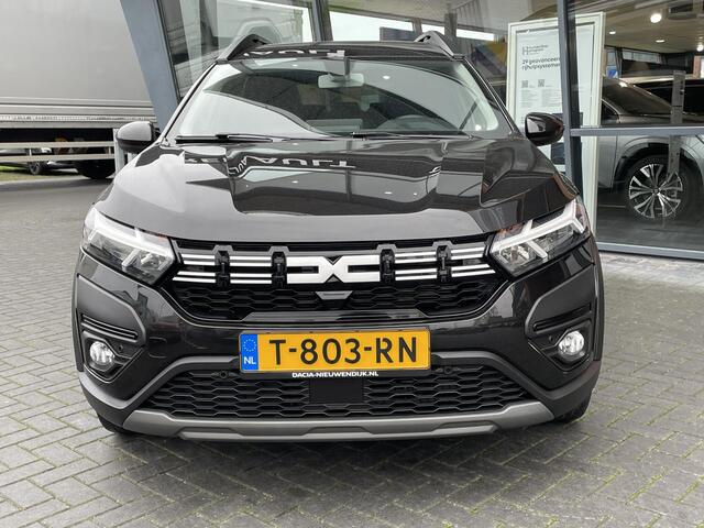 Dacia Jogger 1.6 Hybrid 140 Extreme 7p. / ACHTERUITRIJCAMERA / PARKEERSENSOREN / DODEHOEKSENSOREN / CRUISE CONTROL